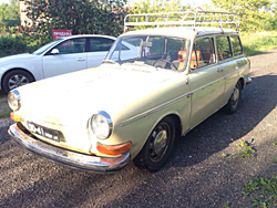 �������